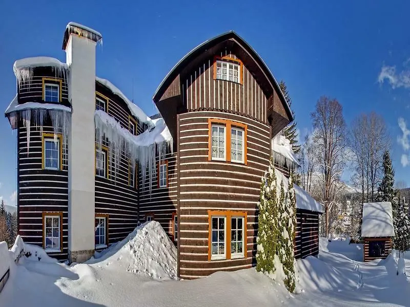 Hotel Tri Ruze Špindlerŭv Mlýn 3*,